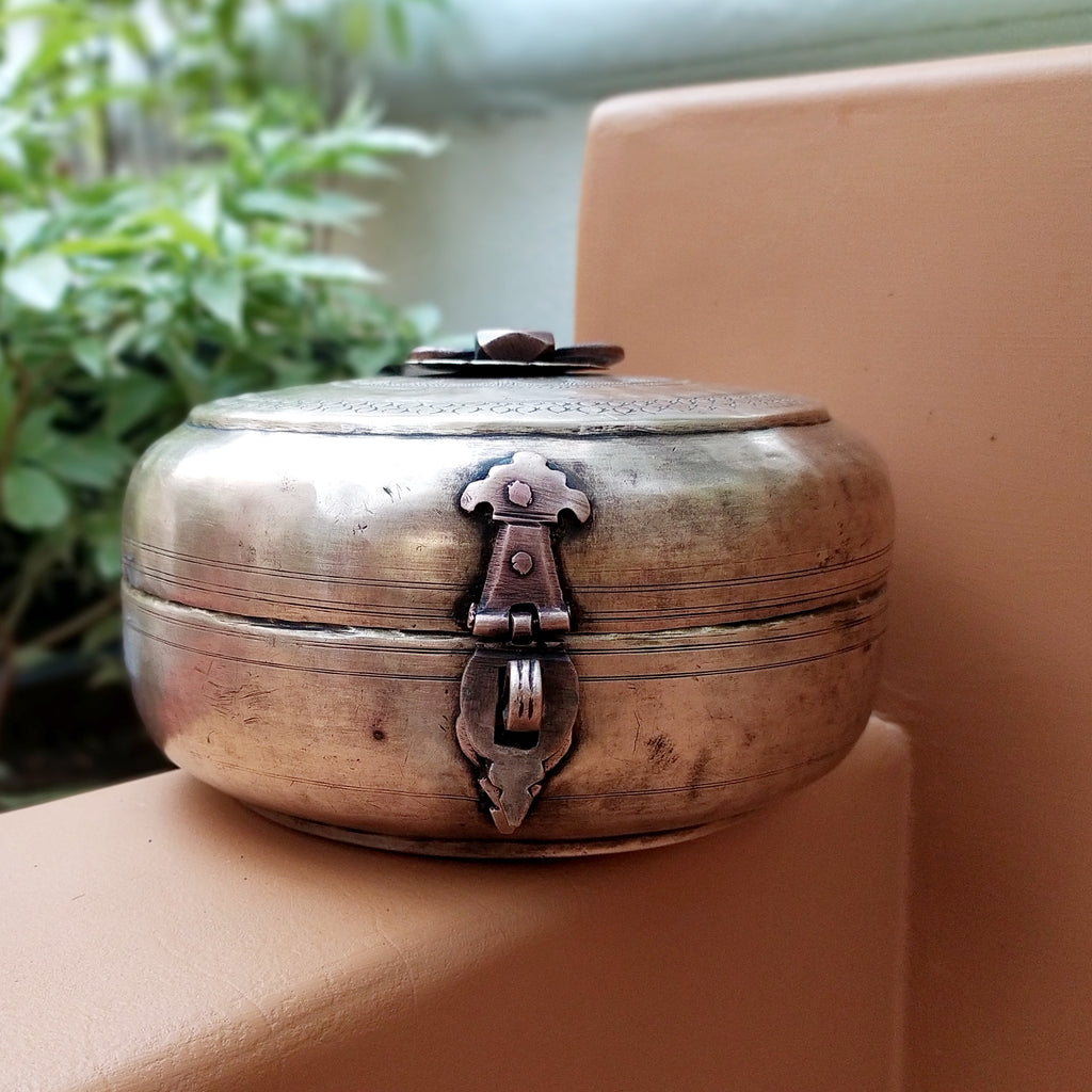 Traditional Brass Chappati Dabba | Bread Box From Northern India - Diameter 20 cm x Ht 10 cms