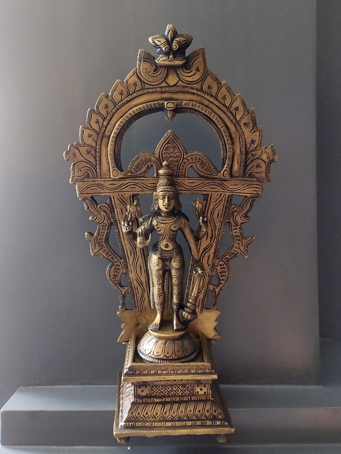 Majestic Brass Sculpture Of Lord Vishnu - Protector Of The World. Height 33 cm x Width 18.5 cm