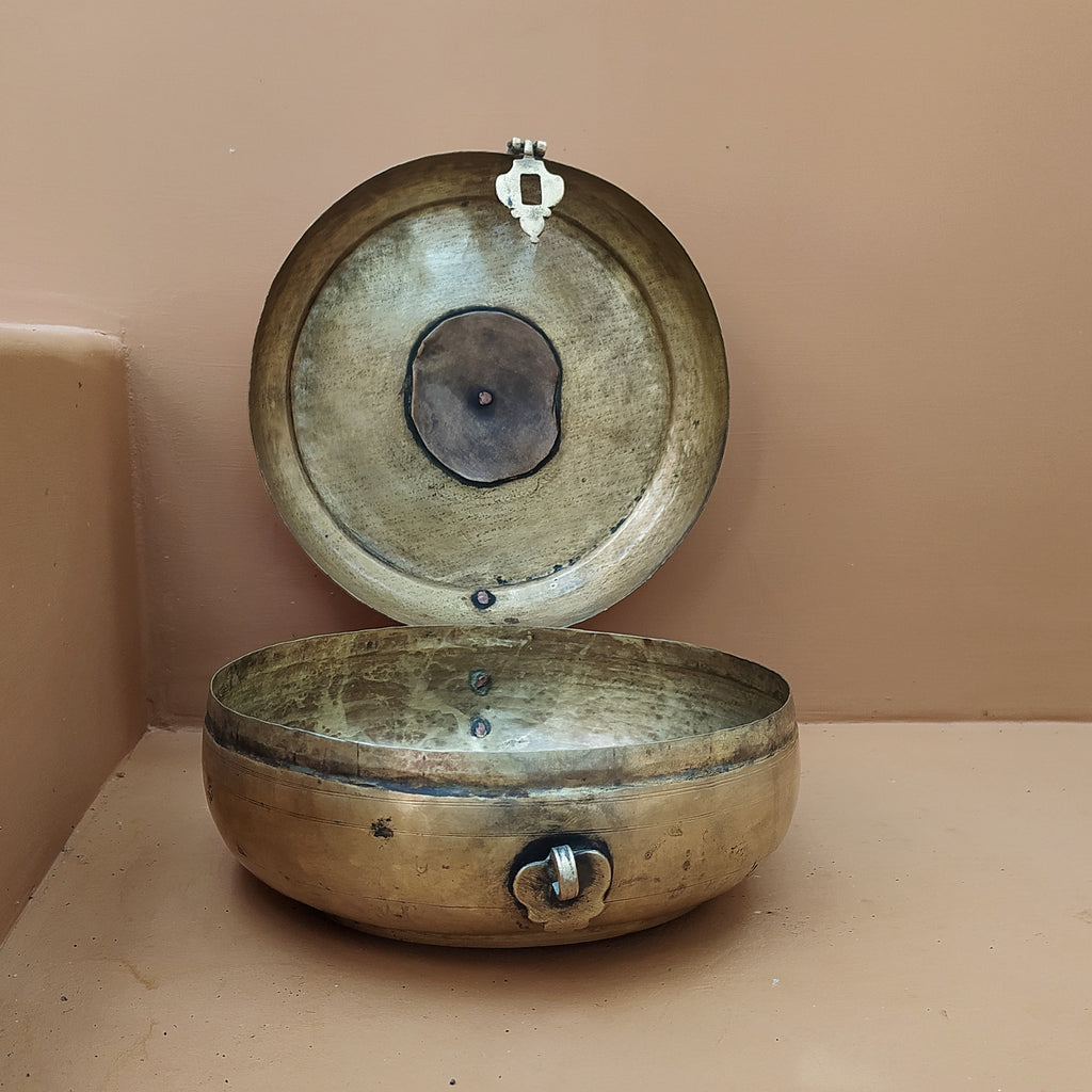 Traditional Brass Chappati Dabba | Bread Box From Northern India - Diameter 22 cm x Ht 11 cms