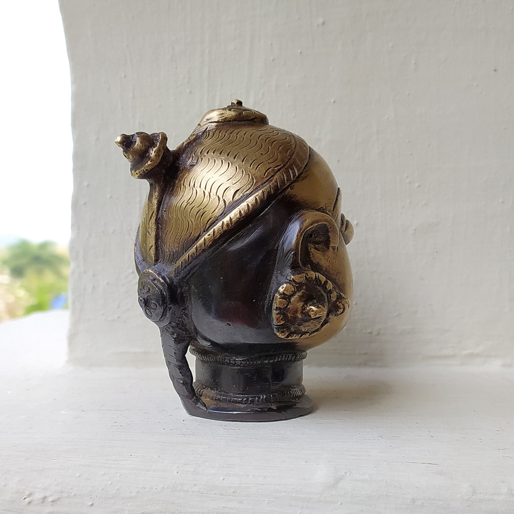 Vintage Brass Bust of Gangaur Gauri - Goddess of Fertility, Love & Devotion . H 11 cm x W 11 cm