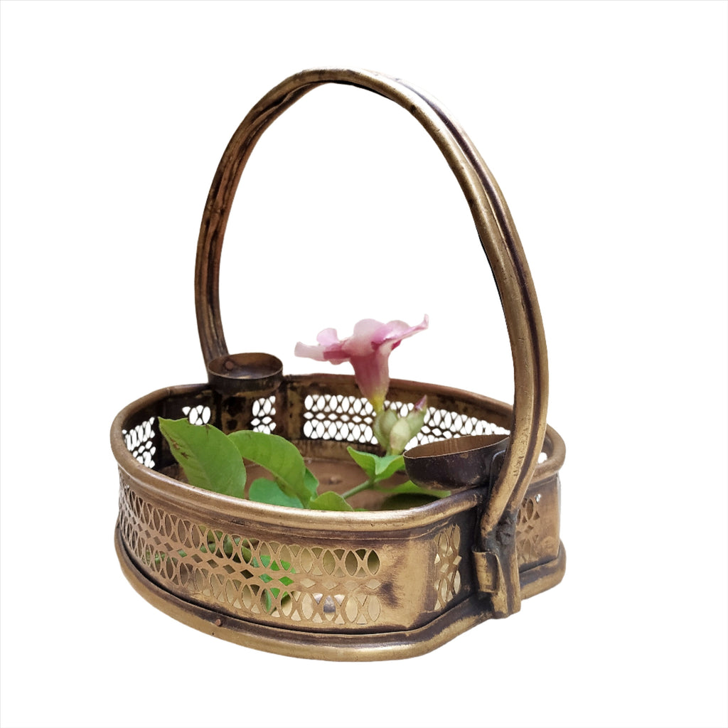 Poola Sajja - Vintage Brass Flower Basket - L 23 cm x W 21 cm x Ht 23 cm