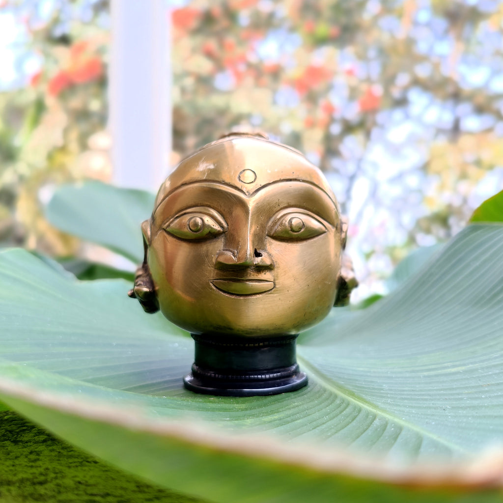 Vintage Brass Bust of Gangaur Gauri - Goddess of Fertility, Love & Devotion. Height 11 cm