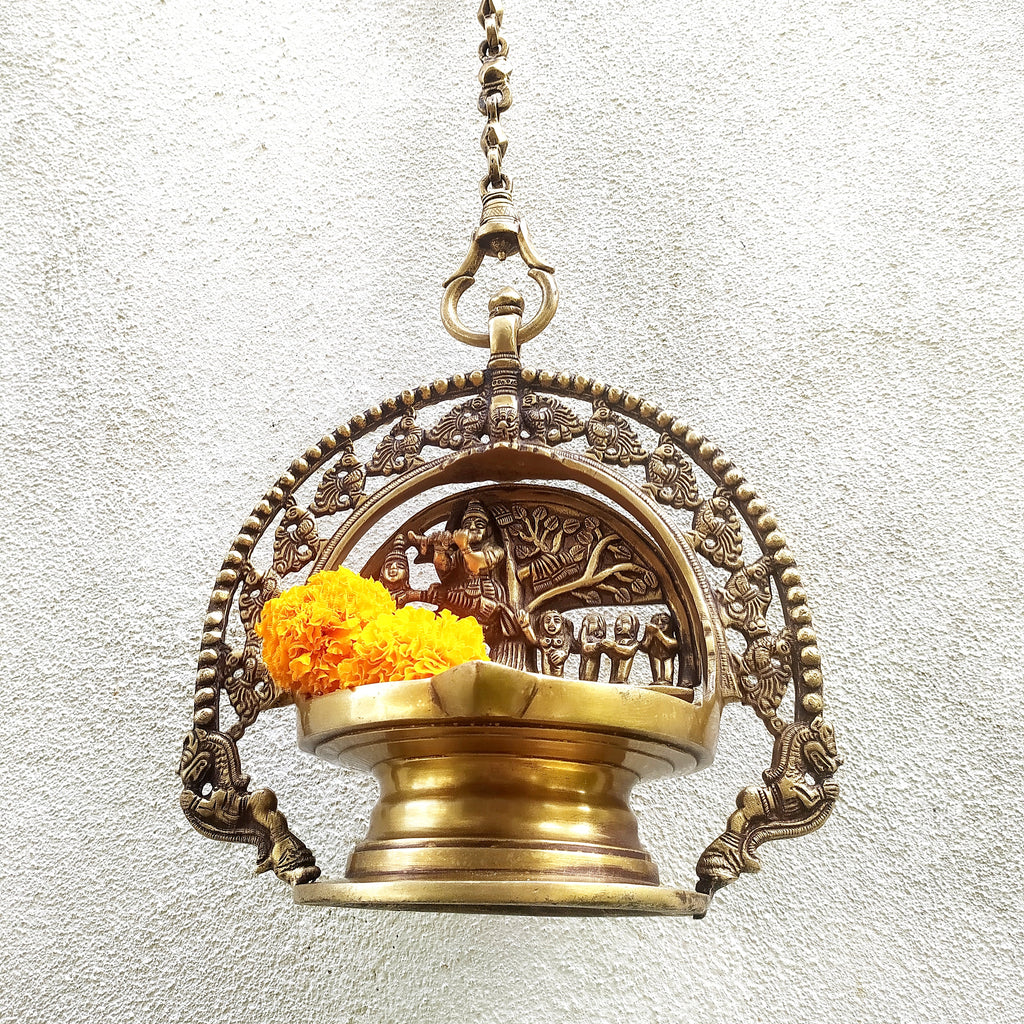 Traditional Gaja Krishna Vilakku Brass Lamp With Mythical Yalis. Height 83 cm x Width 26 cm