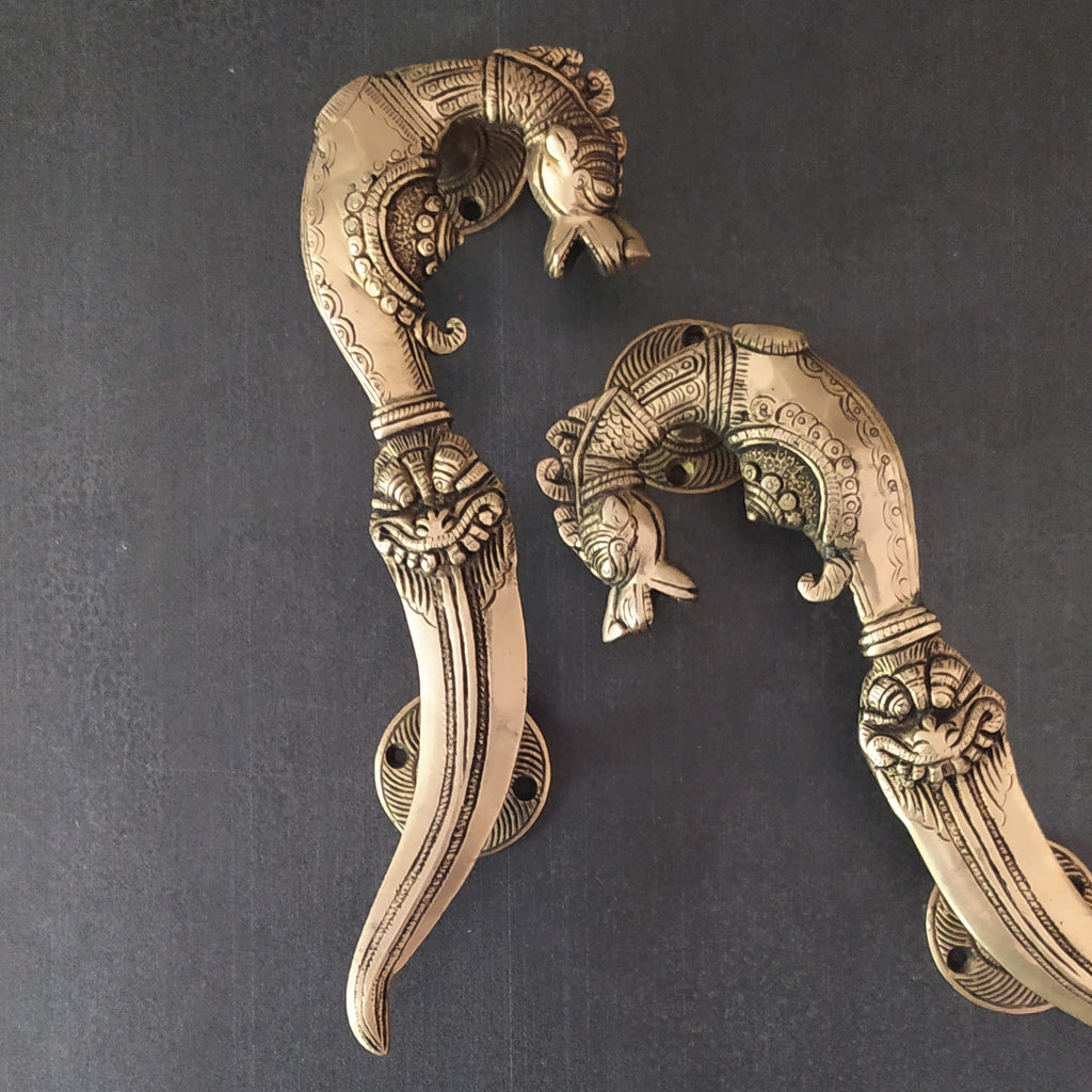 Pair of Mythical Yali Door Handles In Style Of A Hilted Dagger With Curved Blade - L 28 cm x W 9 cm x Ht 5 cm