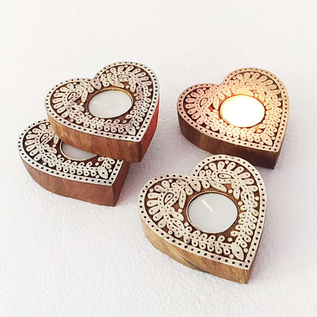 Handmade Set Of 4 Heart Shaped Tea Light Holders Handcrafted in Wood. L 10 cm x W 10 cm x Ht 2.5 cm