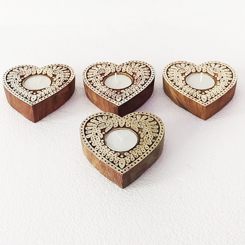Handmade Set Of 4 Heart Shaped Tea Light Holders Handcrafted in Wood. L 10 cm x W 10 cm x Ht 2.5 cm