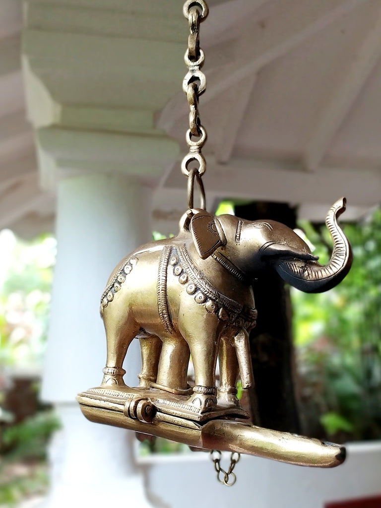 Majestic Vintage Elephant Hanging Oil Lamp | Vilakku With Chain From South India. Length 97 cm