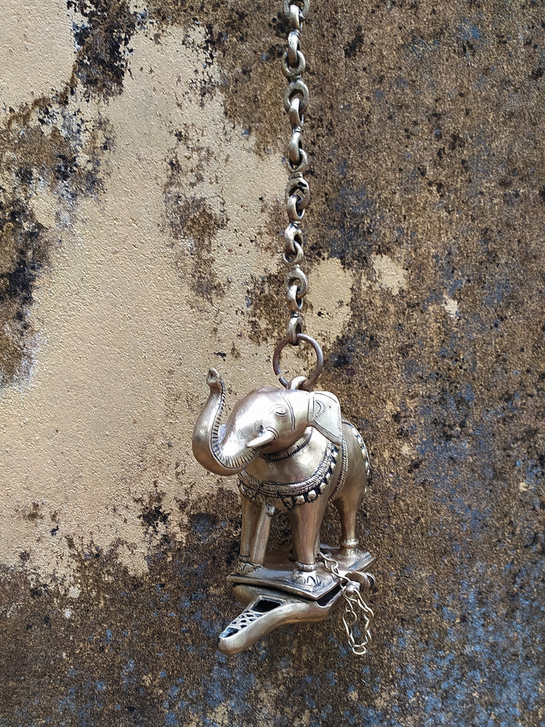 Majestic Vintage Elephant Hanging Oil Lamp | Vilakku With Chain From South India. Length 97 cm