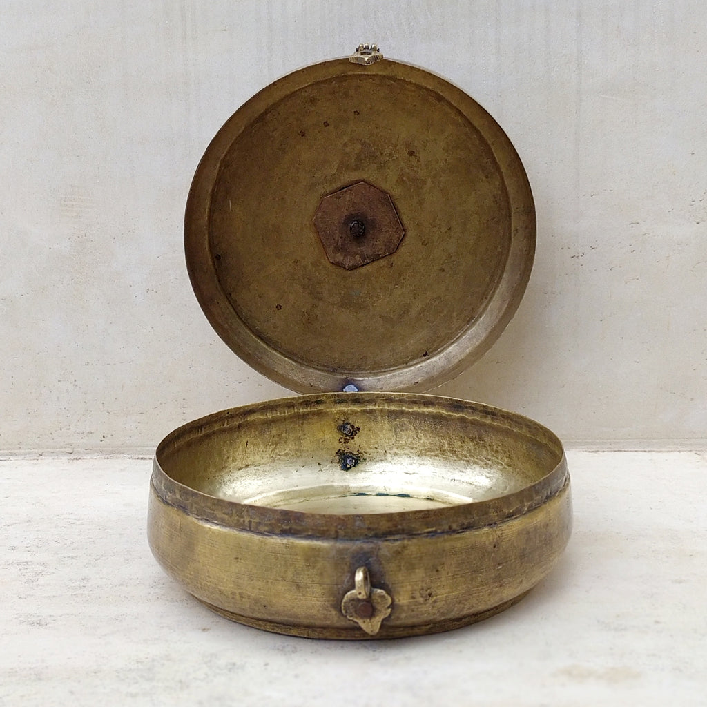 Traditional Brass Chappati Dabba | Bread Box From Northern India - Dia 22 cm x Ht 10 cms