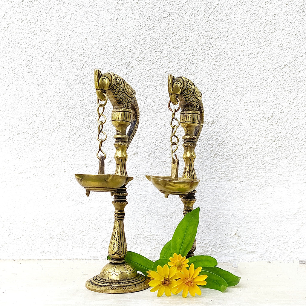 Pair Of Vintage Brass Parrots With Hanging Oil & Wick Lamps On Chains - 19 cm Tall