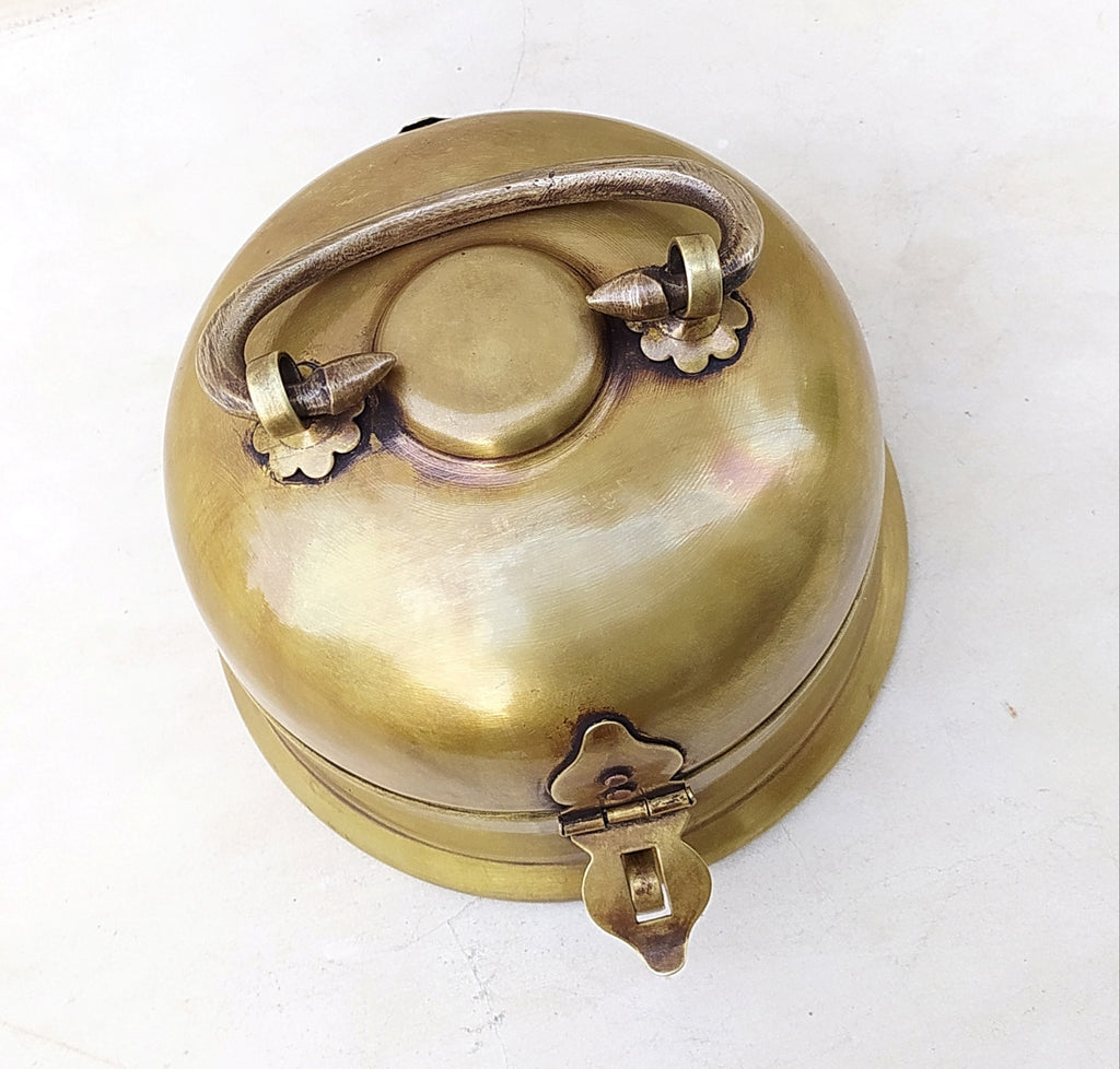 Traditional Brass Round Paan Dan | Beetle Nut Box With 6 Containers. Dia 19 cm x Ht 15 cm