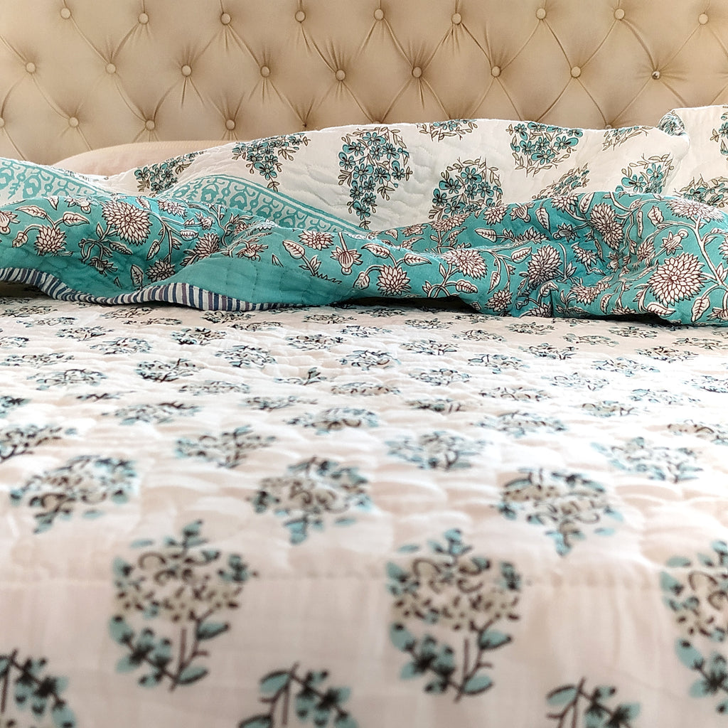 Exquisite Reversible Cotton Comforter, Bedspread, Quilt Block Printed With Pastel Blue & White Floral Prints - L 260 cm x W 215 cm