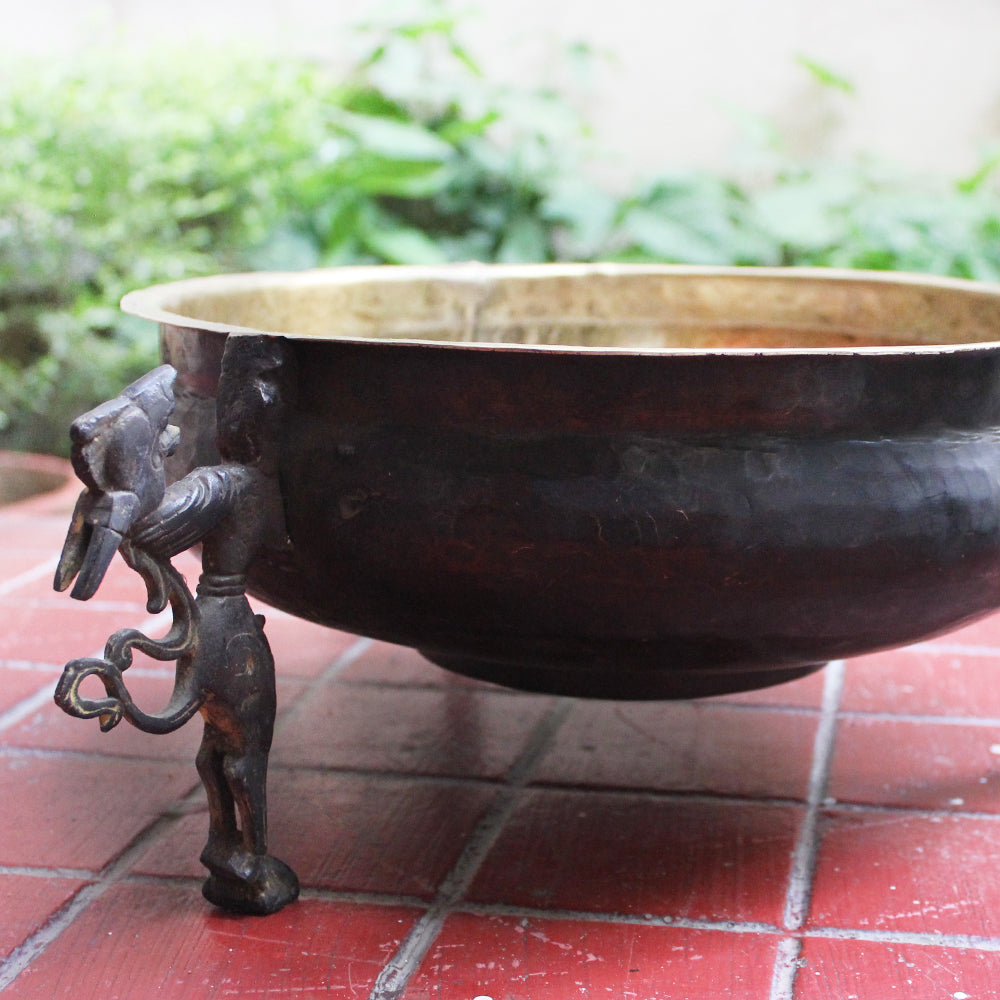Traditional Brass Urli On Mythical Yali Legs With Copper & Gold Patina - Dia 39 cm x Height 16 cm