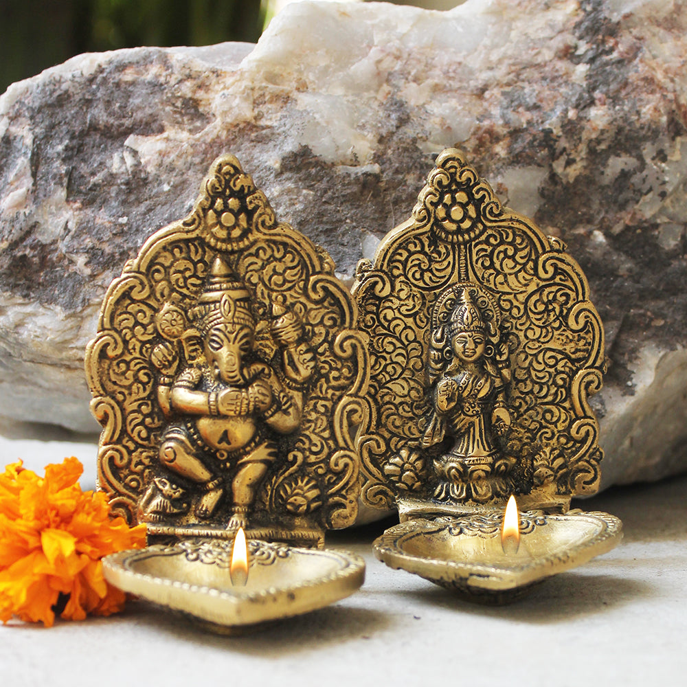 Pair of Ganesha & Lakshmi Brass Oil Lamps | Diyas. L 9 cm x H 11 cm x W 9 cm