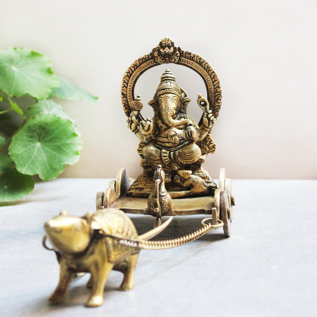Vintage Brass Chariot Of Lord Ganesha Driven By His Vahan - The Mouse. L 29 cm x W 11 cm x Ht 16 cm