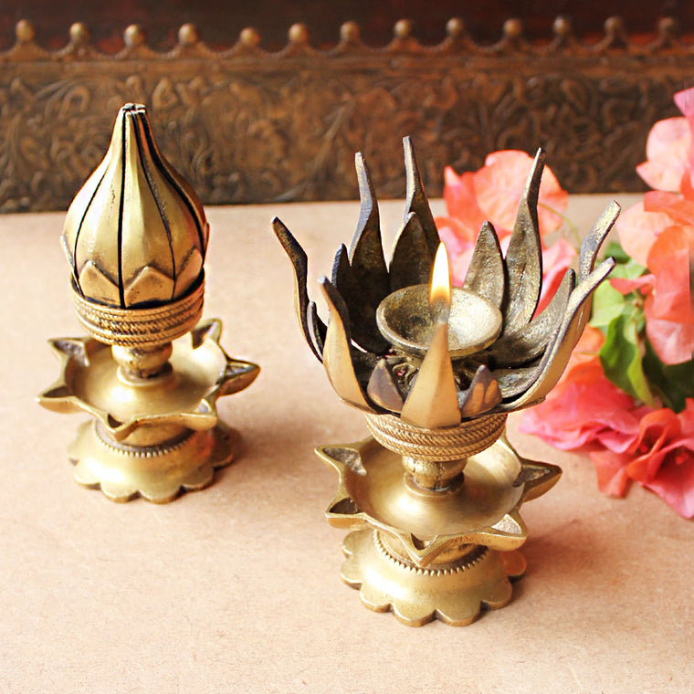 Set of 2 Vintage Brass Oil Lamps Made Of Sixteen Lotus Petals And 8 Oil Diyas - H 12 cm x W 8 cm - theindianweave
