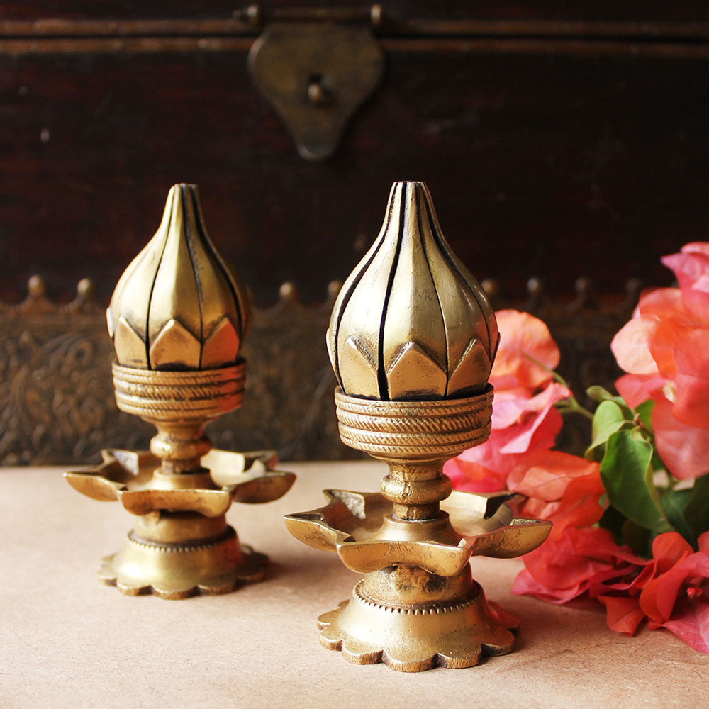 Set of 2 Vintage Brass Oil Lamps Made Of Sixteen Lotus Petals And 8 Oil Diyas - H 12 cm x W 8 cm - theindianweave