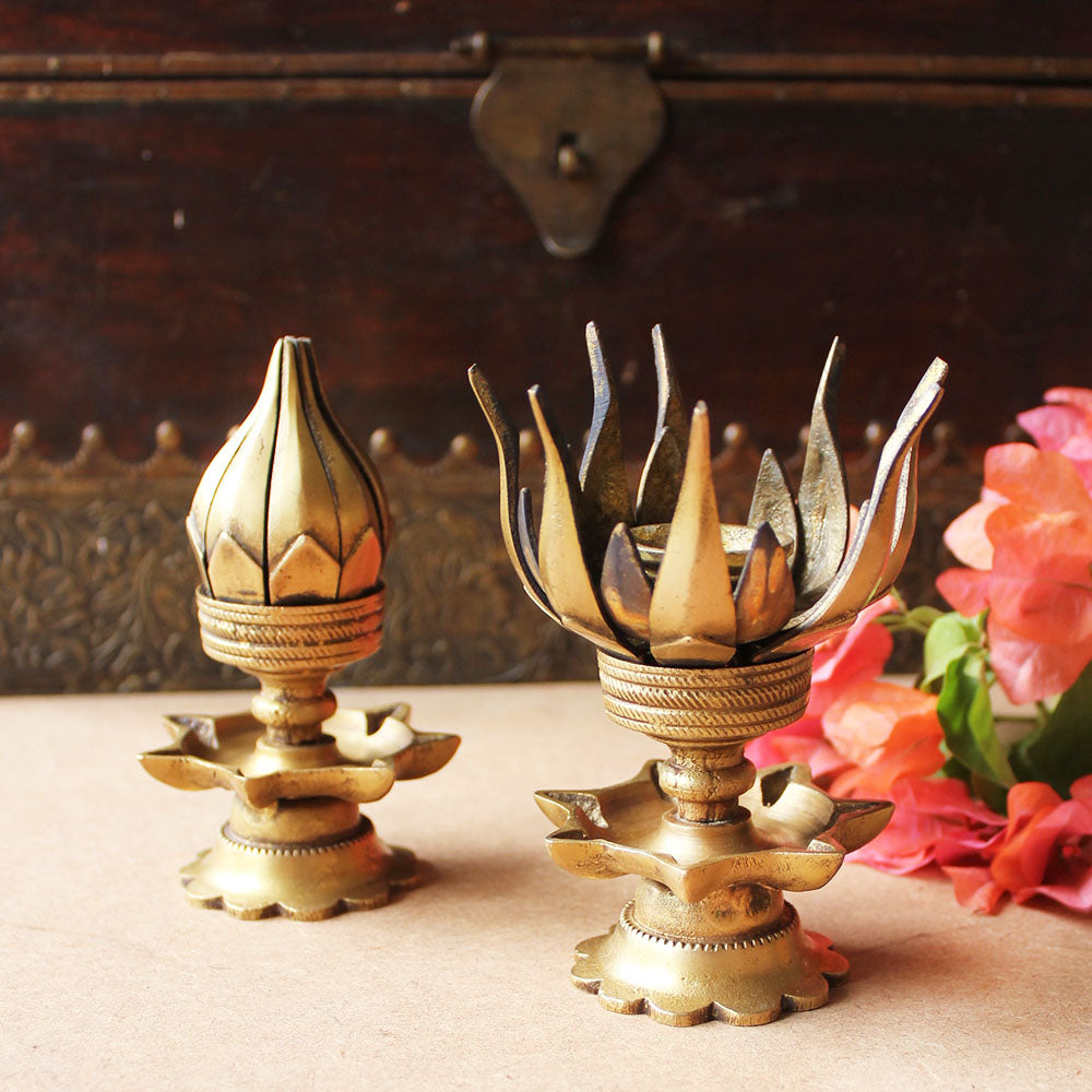 Set of 2 Vintage Brass Oil Lamps Made Of Sixteen Lotus Petals And 8 Oil Diyas - H 12 cm x W 8 cm - theindianweave
