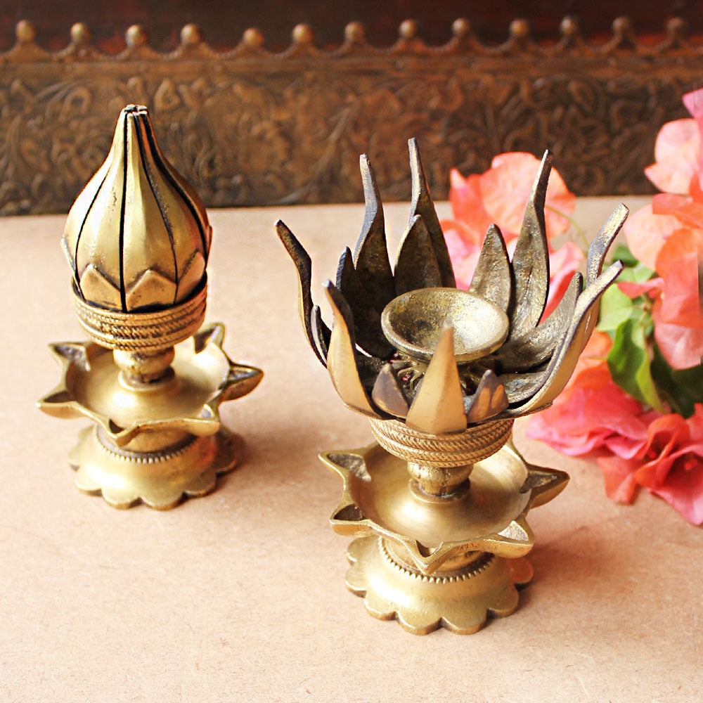 Set of 2 Vintage Brass Oil Lamps Made Of Sixteen Lotus Petals And 8 Oil Diyas - H 12 cm x W 8 cm - theindianweave